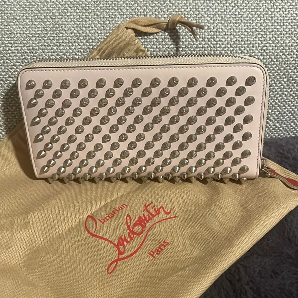 EUC Authentic Christian Louboutin Panettone pale pink zippy wallet and dust bag